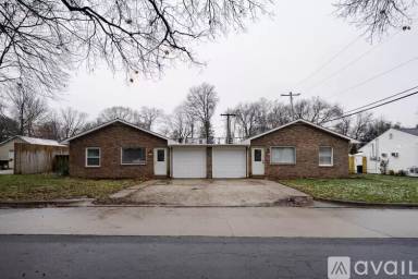 Main picture of 303 Kelly Ct - B