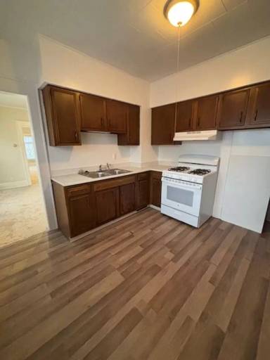 Main picture of 620-622 Fellows Ave