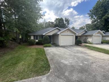 Main picture of 3911 Hidden Hollow Dr