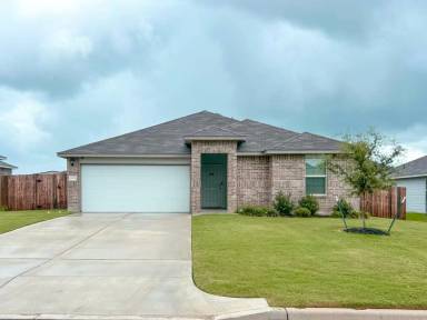 Main picture of 2824 Gilchrist Dr