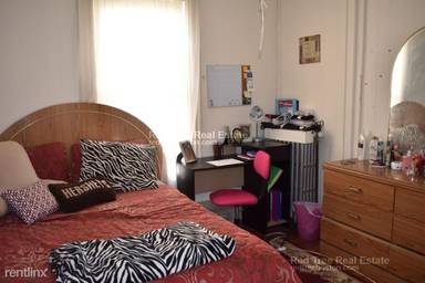 Main picture of 100 Calumet St
