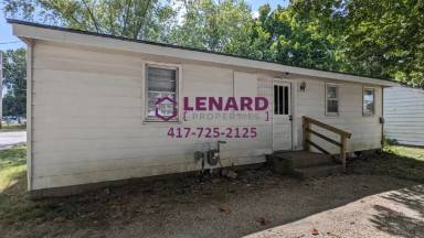 Main picture of 241 E Jefferson St