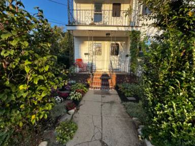 Main picture of 35 Mountain Ave