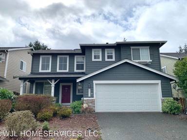 Main picture of 24213 SE 11th Pl