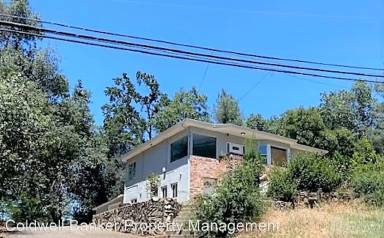 Main picture of 4913 Front St