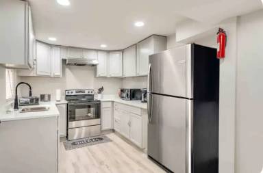 Main picture of 335 Fairburn Rd NW