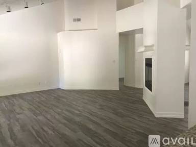 Main picture of 14 Everglade Ct