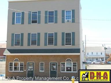 Main picture of 124 E Broad St
