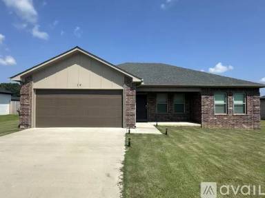 Main picture of 19 Winchester Dr