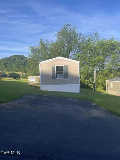 Main picture of 7047 Carters Valley Rd