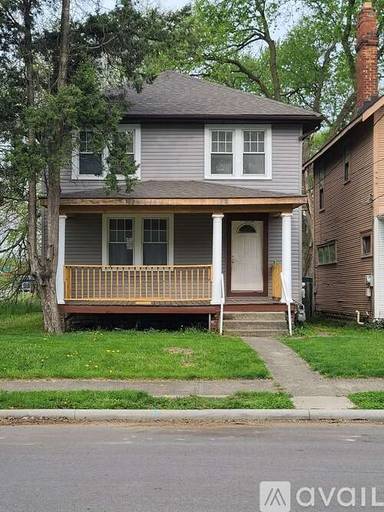 Main picture of 635 Seymour Ave