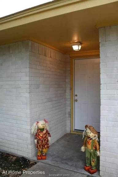 Main picture of 1808 Laura Ln