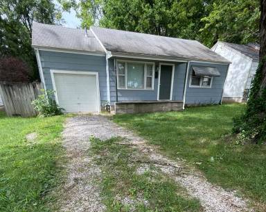 Main picture of 415 W Catalpa St