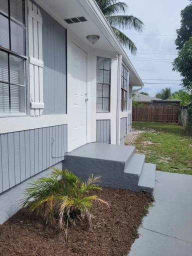 Main picture of 309 Southridge Rd