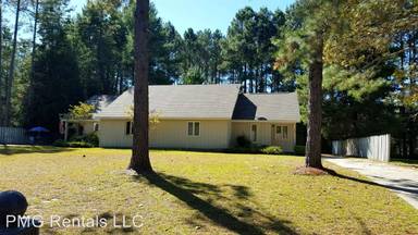 Main picture of 304 Mobley Dr