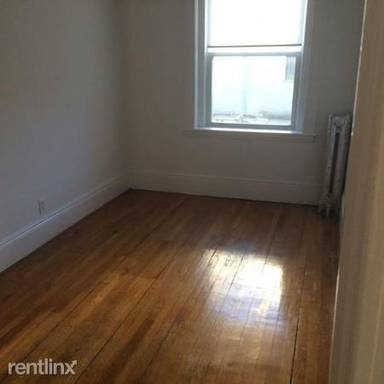 Main picture of 34 Medfield St