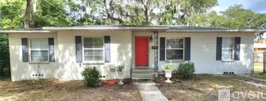 Main picture of 816 SW 9th St