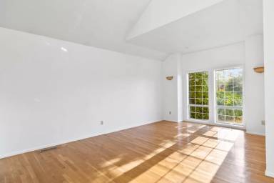 Main picture of 6814 119th Ave SE