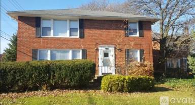 Main picture of 3724 Washington Blvd