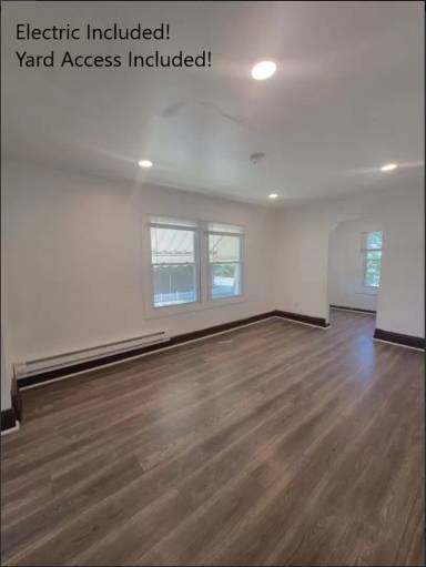 Main picture of 1185 E 167th St