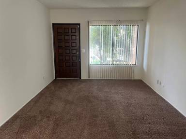 Main picture of 6613 Hillsdale Blvd