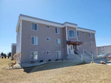 Main picture of 300 6th St SW