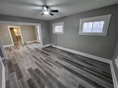 Main picture of 3292-3294 W 111th St Apartments