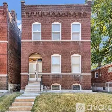 Main picture of 2218 Missouri Ave