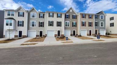 Main picture of 922 Romeria Dr