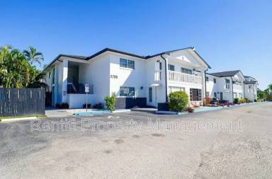 Main picture of 3706 Broadway