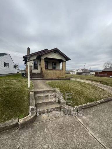 Main picture of 2630 S 4th St
