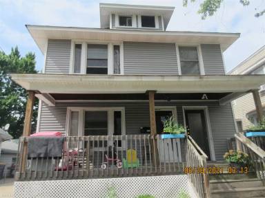 Main picture of 719 California St NW