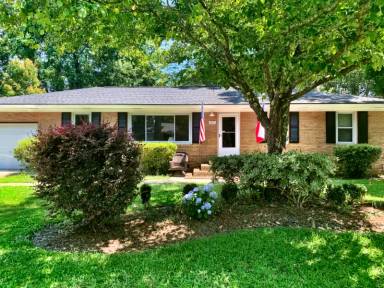 Main picture of 1811 Biltmore Dr