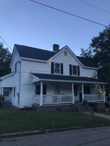 Main picture of 26 Spring St