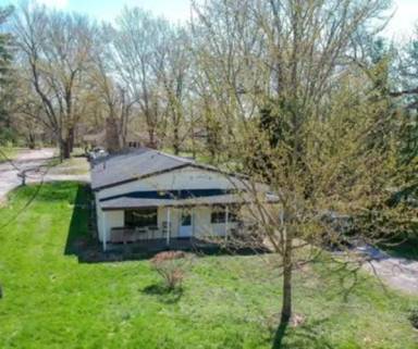 Main picture of 2519 S Madison St