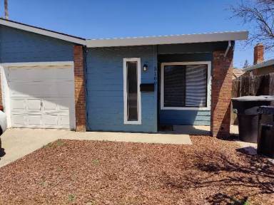 Main picture of 5131 Janell Way