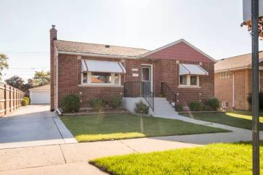 Main picture of 4108 Merrill Rd