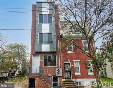 Main picture of 2109 N Franklin St