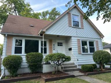 Main picture of 606 Wilson St