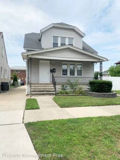 Main picture of 6433 Yinger Ave