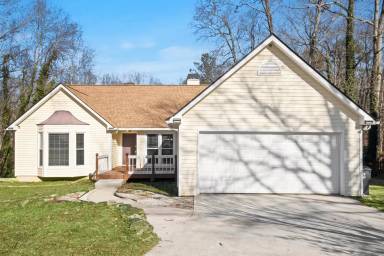 Main picture of 675 Clearwater Pl