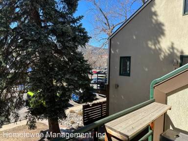 Main picture of 1825 Marine St