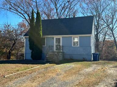 Main picture of 135 Rainbow Rd