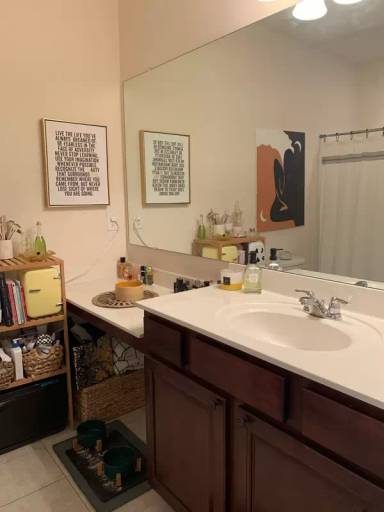 Main picture of 5009 Stately Dr