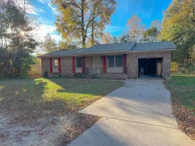 Main picture of 224 Azalea Ct