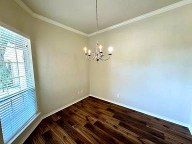 Main picture of 1703 Stonewick Dr