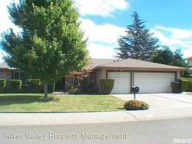 Main picture of 1 Woodriver Ct