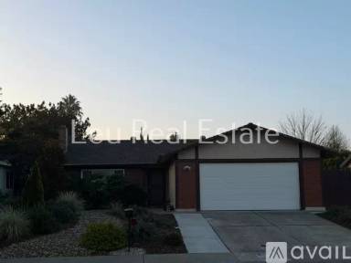 Main picture of 5020 Village Wood Dr