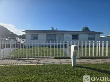 Main picture of 11954 SW 181st Ter