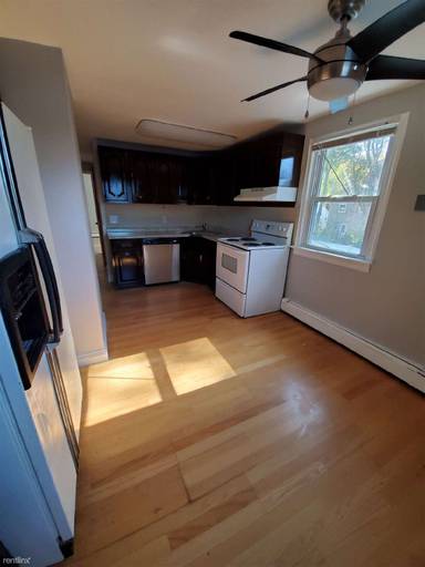 Main picture of 25 Penn St